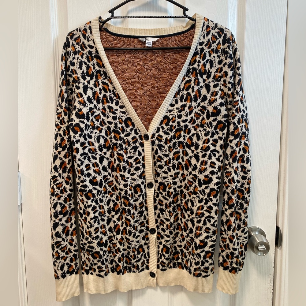 Volcom Cheetah Cardigan size M